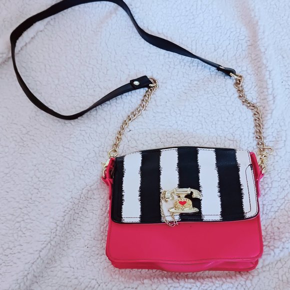Betsey Johnson Bags Betsey Johnson Purse With Detachable Straps